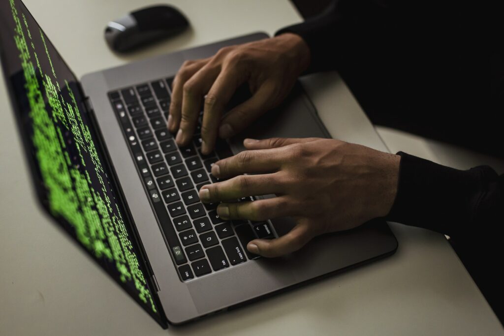 hacking, piratage, cyber attaques, sécurité informatique, fraude, ransomware
